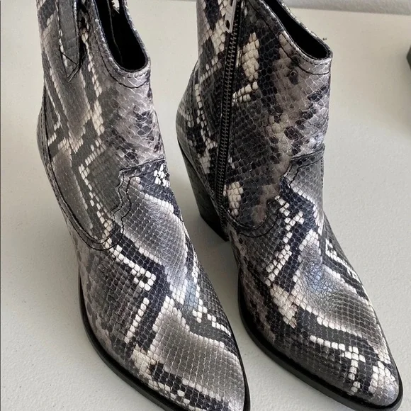 All Saints Embossed Leather Bootie New - Picture 2 of 8